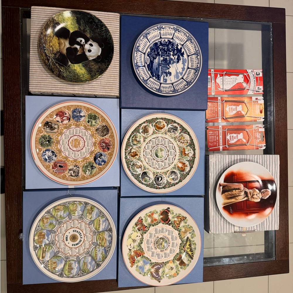 Collector’s Plates Set